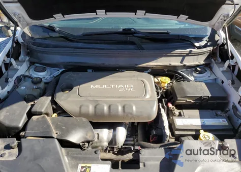 2014 Jeep Cherokee Latitude z USA, uszkodzony, nr VIN 1C4PJMCB9EW258277